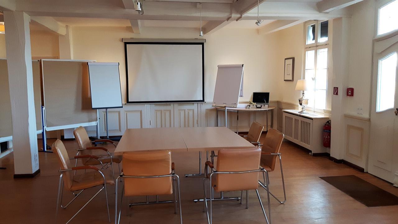 Landsitzhotel Und Seminarium Peterhof Hodorf المظهر الخارجي الصورة